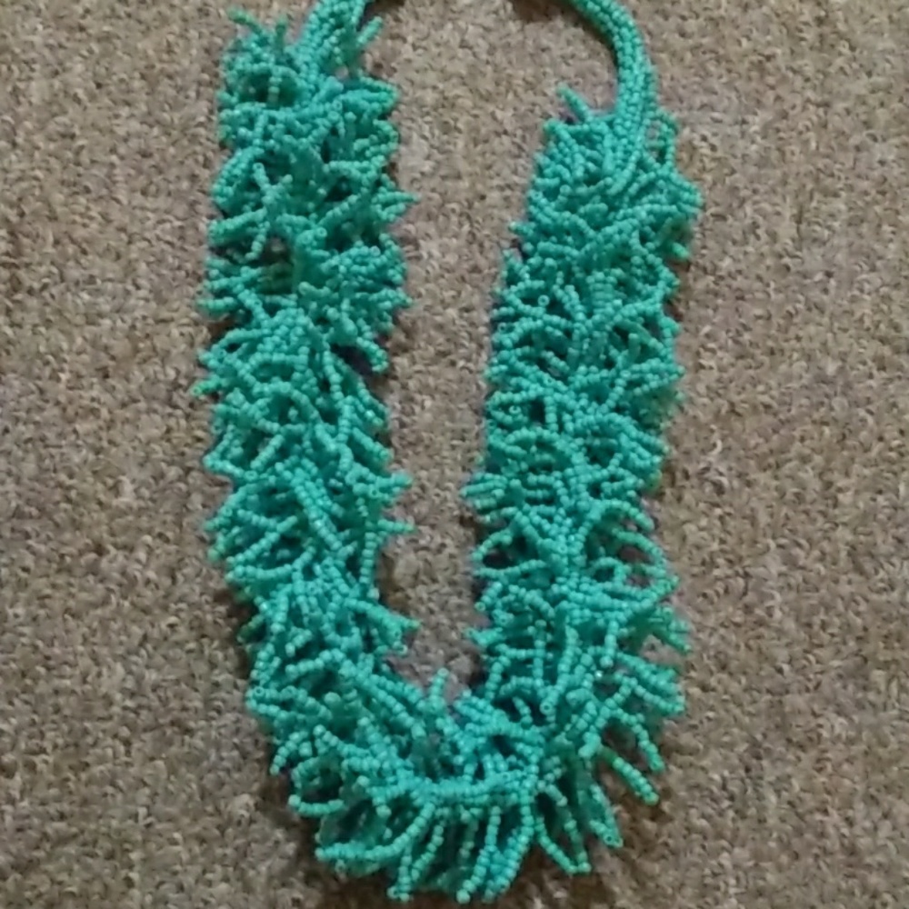 Turquoise beaded necklace - Picture 4 of 8